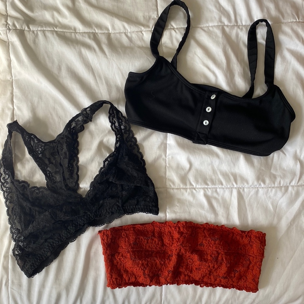 Bundle of bras